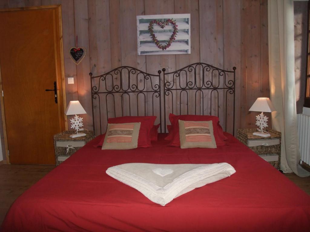 Le Domaine Du Grand Cellier Chambres D'Hotes En Savoie Tournon-sur-Rhône 객실 사진